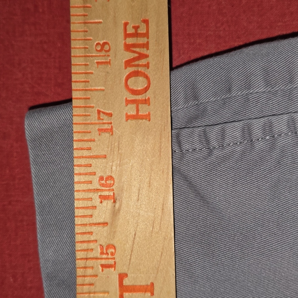 J. Crew Gray Flat Front Classic Chino 9in Inseam Mens Size 34 - Picture 9 of 13